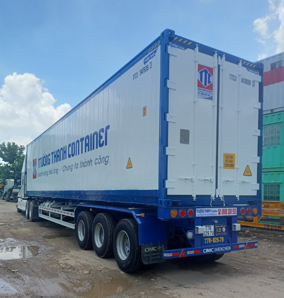 Container lạnh 40 feet bít vách gắn máy